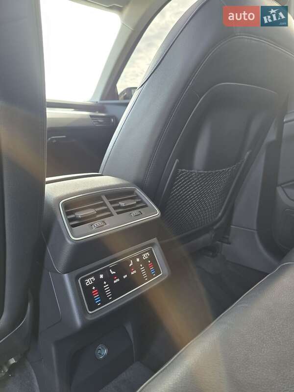 Позашляховик / Кросовер Audi e-tron 2020 в Ужгороді