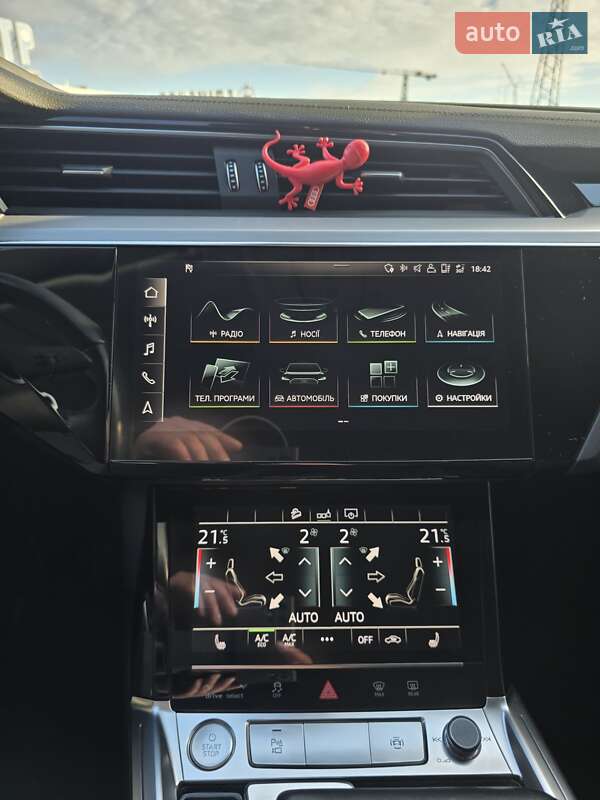 Позашляховик / Кросовер Audi e-tron 2020 в Ужгороді