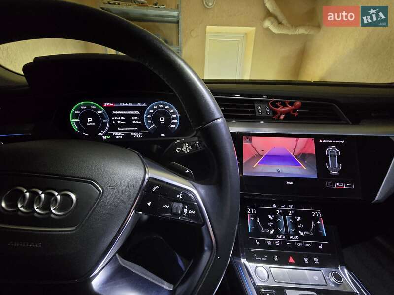 Позашляховик / Кросовер Audi e-tron 2020 в Ужгороді