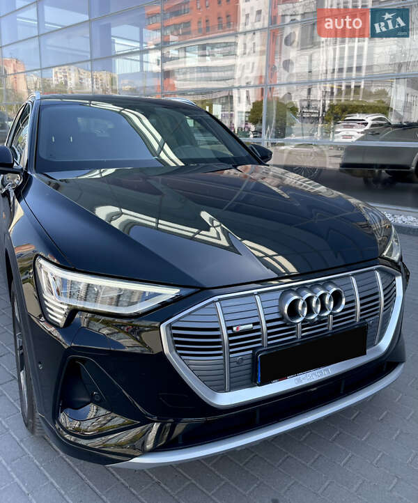 Внедорожник / Кроссовер Audi e-tron 2021 в Хмельницком