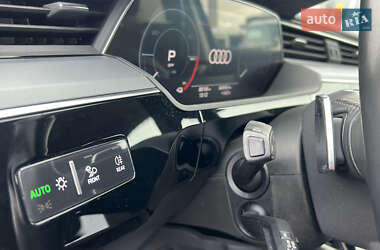 Внедорожник / Кроссовер Audi e-tron 2020 в 