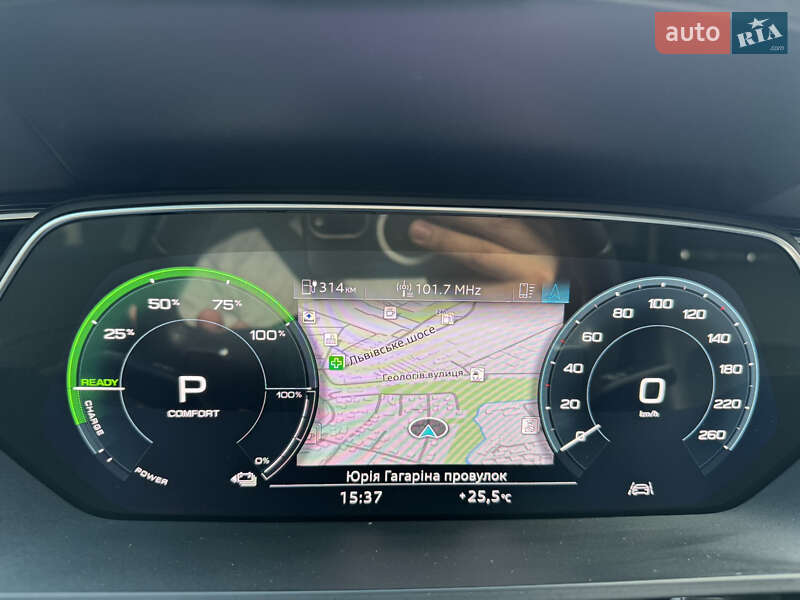 Внедорожник / Кроссовер Audi e-tron 2021 в Хмельницком