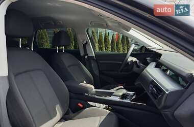 Внедорожник / Кроссовер Audi e-tron 2019 в 