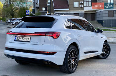 Внедорожник / Кроссовер Audi e-tron 2020 в 