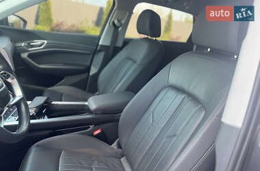 Внедорожник / Кроссовер Audi e-tron 2019 в 