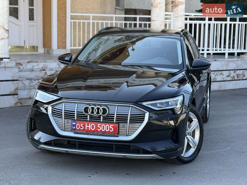 Позашляховик / Кросовер Audi e-tron 2019 в Тернополі