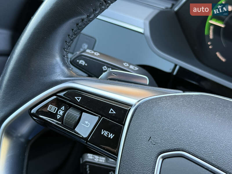 Позашляховик / Кросовер Audi e-tron 2019 в Тернополі