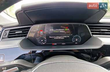 Внедорожник / Кроссовер Audi e-tron 2021 в 