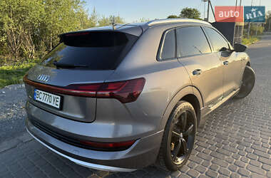 Внедорожник / Кроссовер Audi e-tron 2019 в 