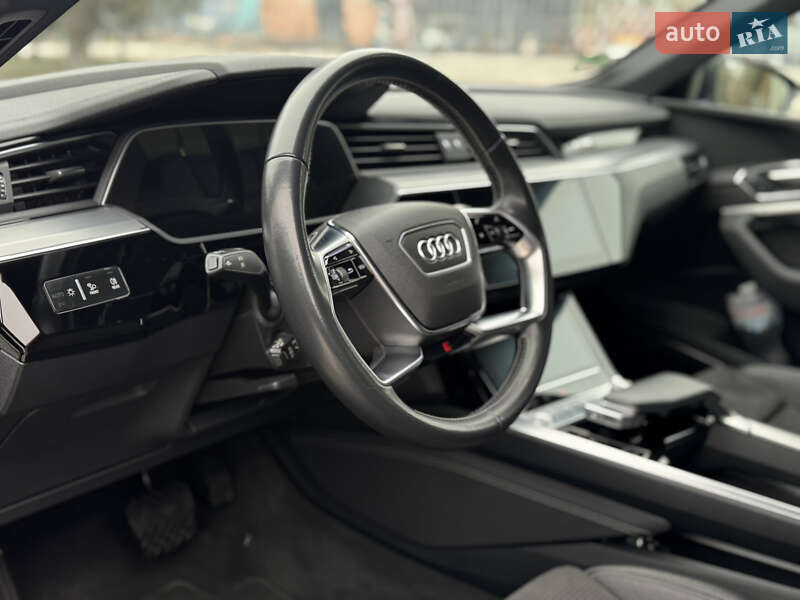 Внедорожник / Кроссовер Audi e-tron 2020 в Луцке