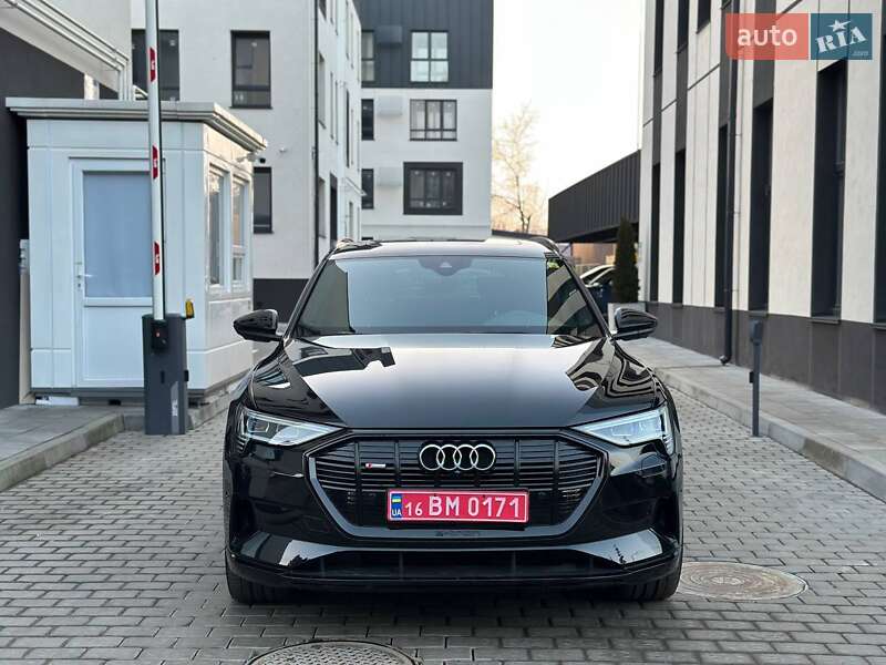 Позашляховик / Кросовер Audi e-tron 2020 в Києві