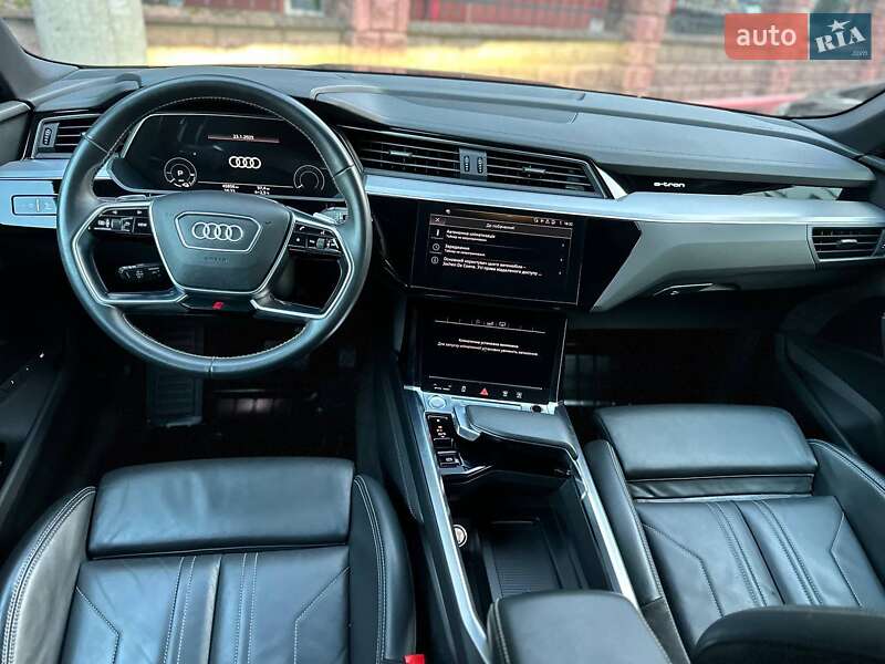 Позашляховик / Кросовер Audi e-tron 2020 в Києві