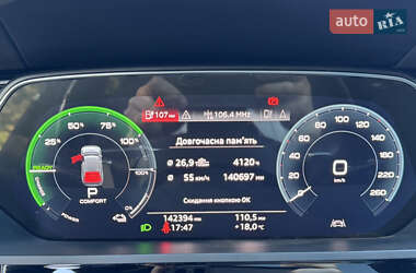 Внедорожник / Кроссовер Audi e-tron 2019 в 