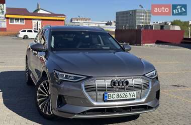 Внедорожник / Кроссовер Audi e-tron 2019 в 