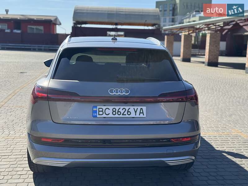 Внедорожник / Кроссовер Audi e-tron 2019 в Львове
