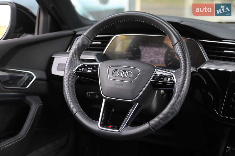 Внедорожник / Кроссовер Audi e-tron 2020 в Харькове