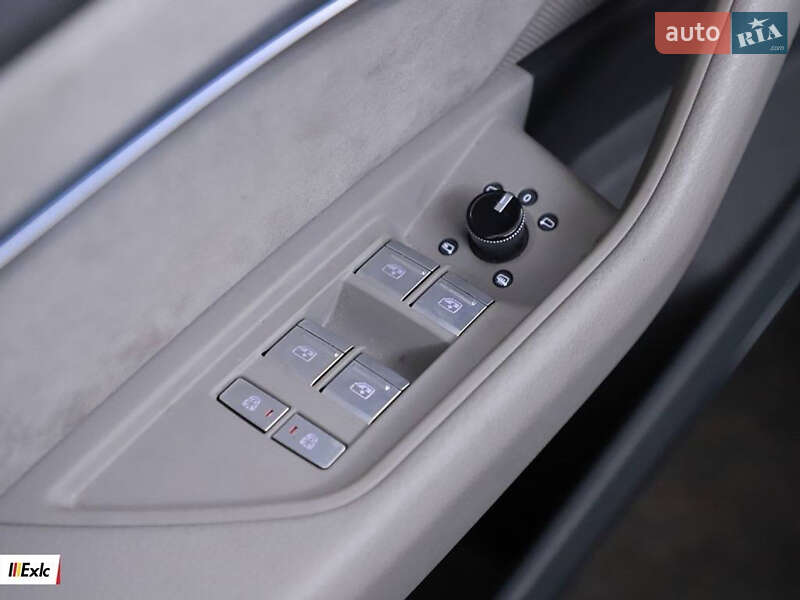 Внедорожник / Кроссовер Audi e-tron 2018 в Тернополе