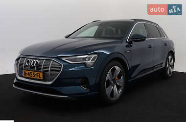 Внедорожник / Кроссовер Audi e-tron 2018 в 