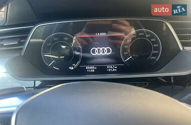 Внедорожник / Кроссовер Audi e-tron 2020 в 