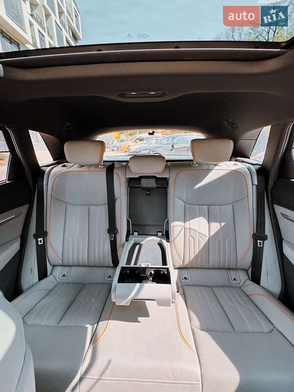 Внедорожник / Кроссовер Audi e-tron 2019 в Одессе фото 46 Внедорожник / Кроссовер Audi e-tron 2019 в Одессе