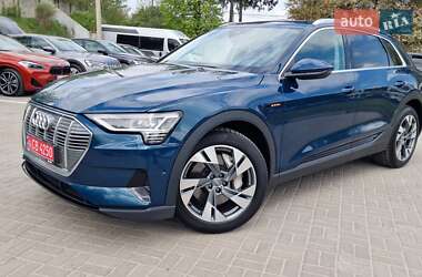 Внедорожник / Кроссовер Audi e-tron 2020 в 