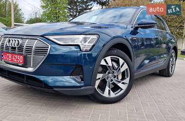 Внедорожник / Кроссовер Audi e-tron 2020 в 