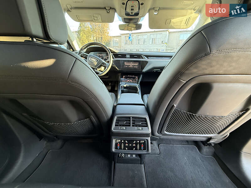 Внедорожник / Кроссовер Audi e-tron 2019 в Кривом Роге
