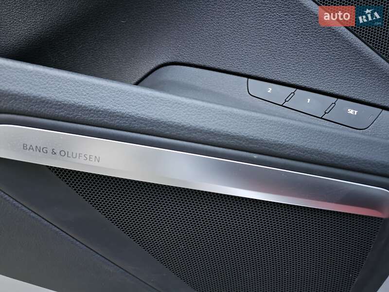 Позашляховик / Кросовер Audi e-tron 2019 в Гайвороні