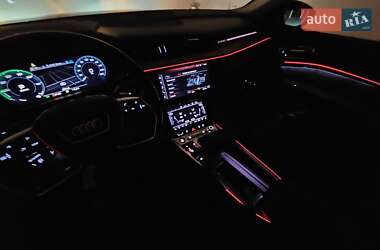 Внедорожник / Кроссовер Audi e-tron 2019 в 