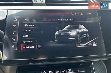 Внедорожник / Кроссовер Audi e-tron 2019 в 
