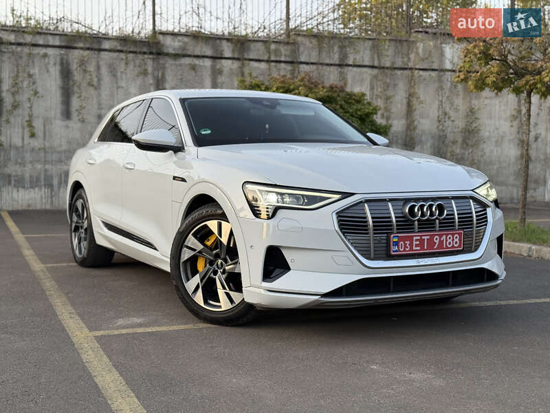 Внедорожник / Кроссовер Audi e-tron 2021 в Ровно