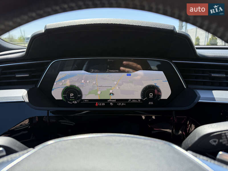 Внедорожник / Кроссовер Audi e-tron 2020 в Днепре