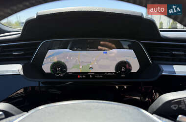 Внедорожник / Кроссовер Audi e-tron 2020 в 