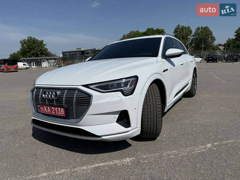 Позашляховик / Кросовер Audi e-tron 2021 в Харкові
