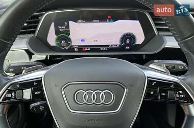 Позашляховик / Кросовер Audi e-tron 2019 в 