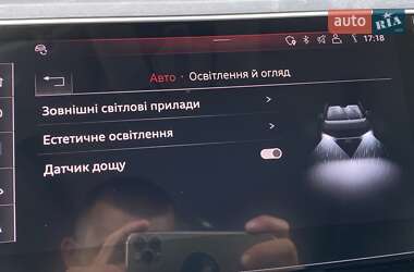 Позашляховик / Кросовер Audi e-tron 2019 в 