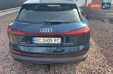 Внедорожник / Кроссовер Audi e-tron 2020 в 