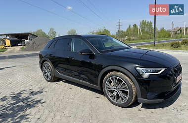 Внедорожник / Кроссовер Audi e-tron 2019 в Ужгороде