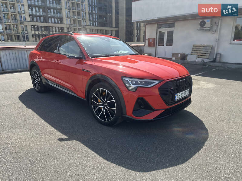 Внедорожник / Кроссовер Audi e-tron 2020 в Киеве