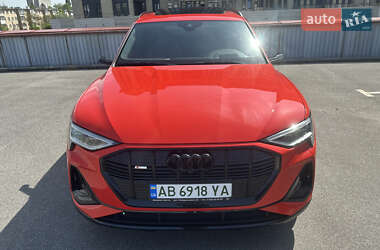Внедорожник / Кроссовер Audi e-tron 2020 в 