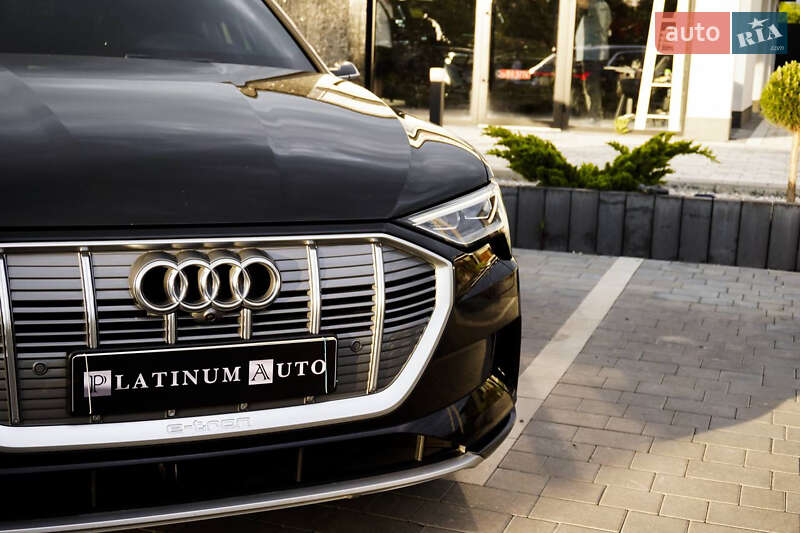 Позашляховик / Кросовер Audi e-tron 2019 в Ужгороді