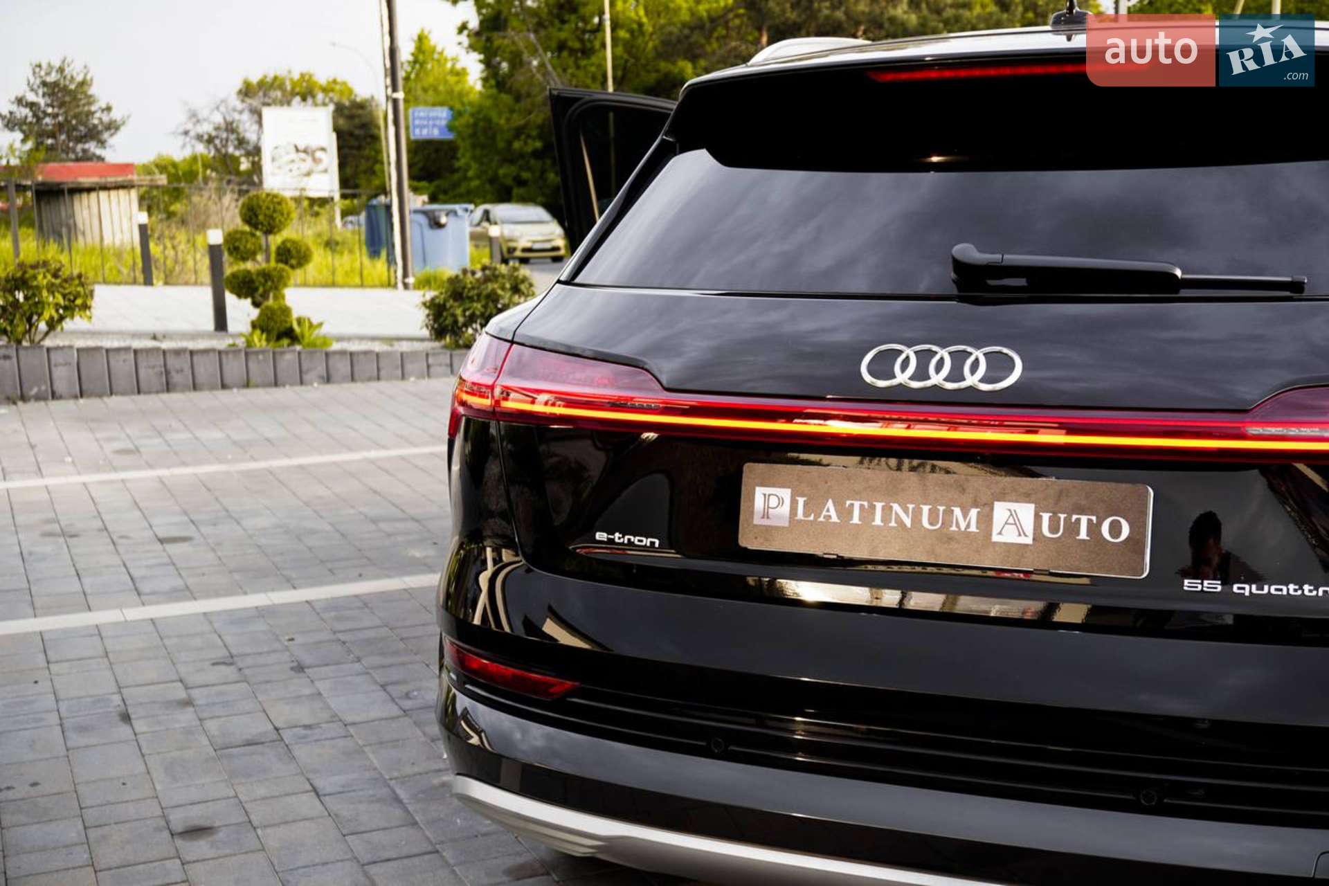 2019 Audi e-tron - мініатюра 26