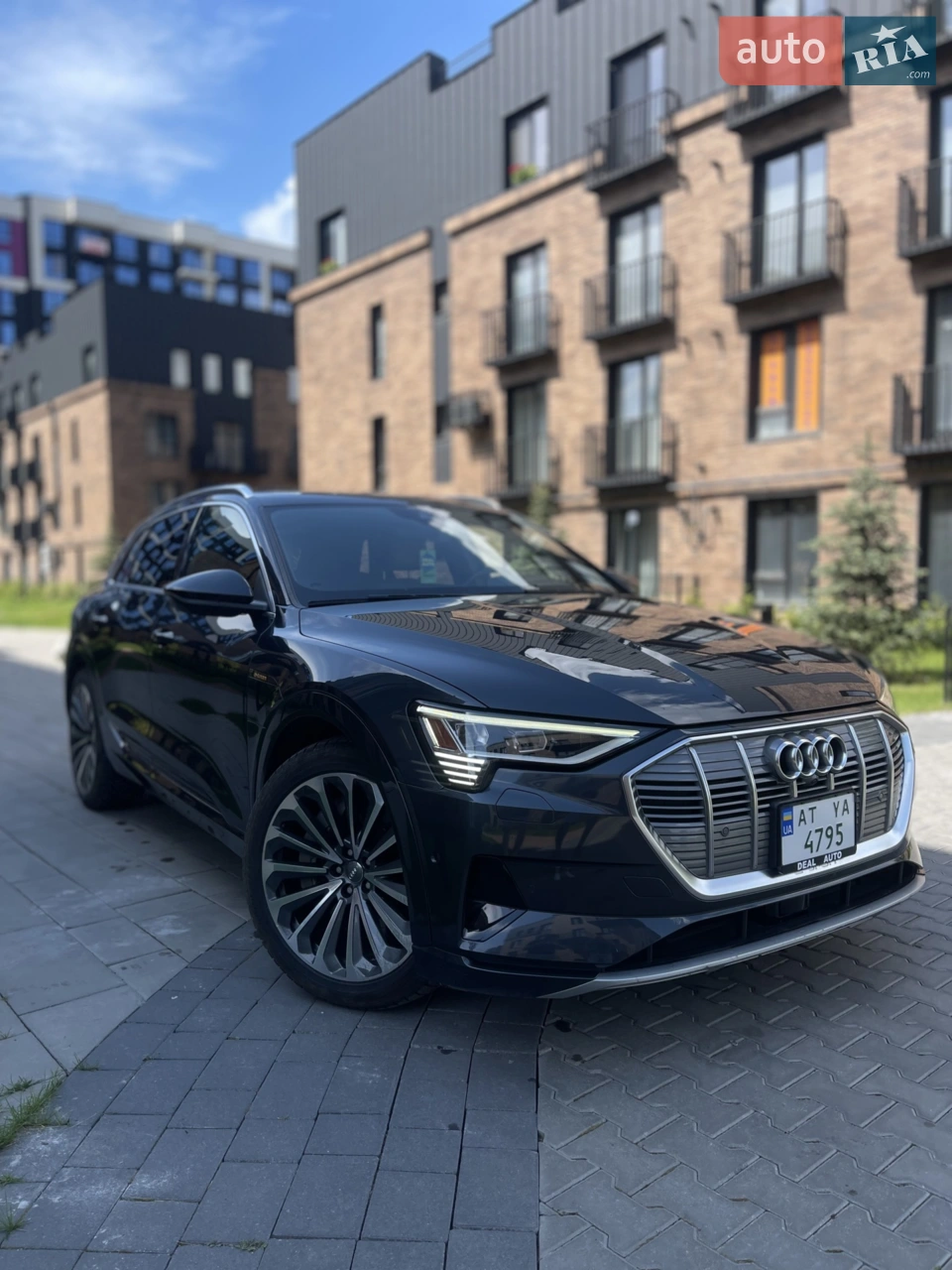 2020 Audi e-tron - мініатюра 22