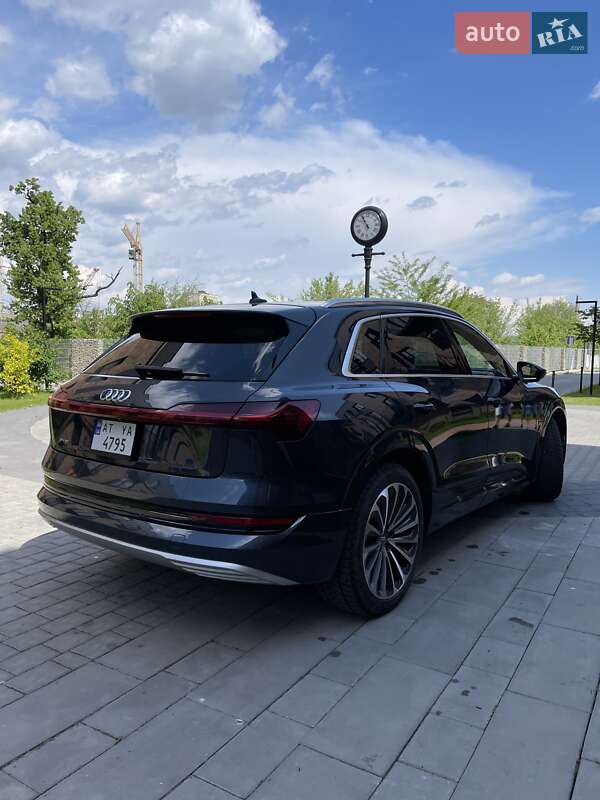 Позашляховик / Кросовер Audi e-tron 2019 в Івано-Франківську