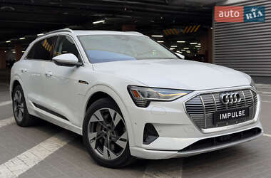 Внедорожник / Кроссовер Audi e-tron 2019 в Киеве