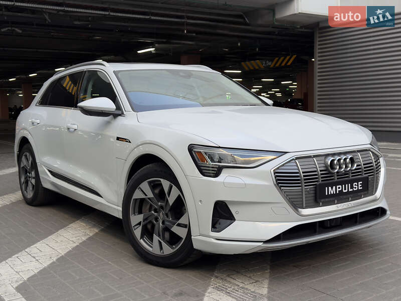 Audi e-tron 2019