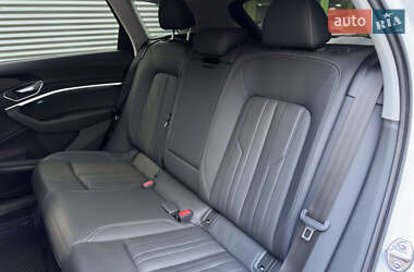 Внедорожник / Кроссовер Audi e-tron 2019 в 