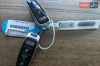 Внедорожник / Кроссовер Audi e-tron 2020 в 
