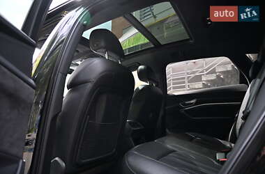 Внедорожник / Кроссовер Audi e-tron 2020 в 