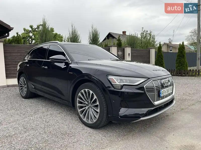 Audi e-tron 2019